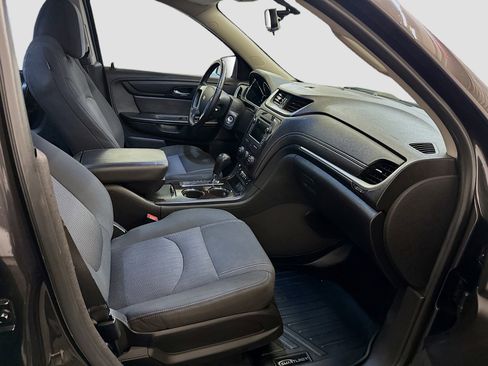 Used 2016 Chevrolet Traverse LT image 32