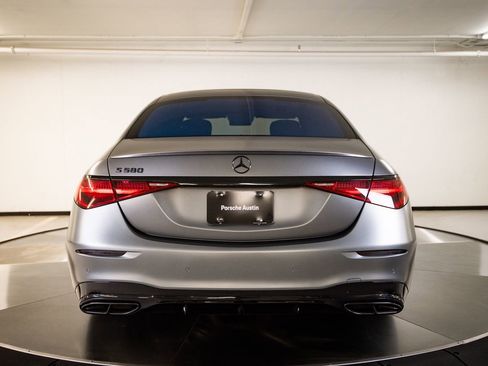 Used 2022 Mercedes-Benz S 580 4MATIC Sedan image 6