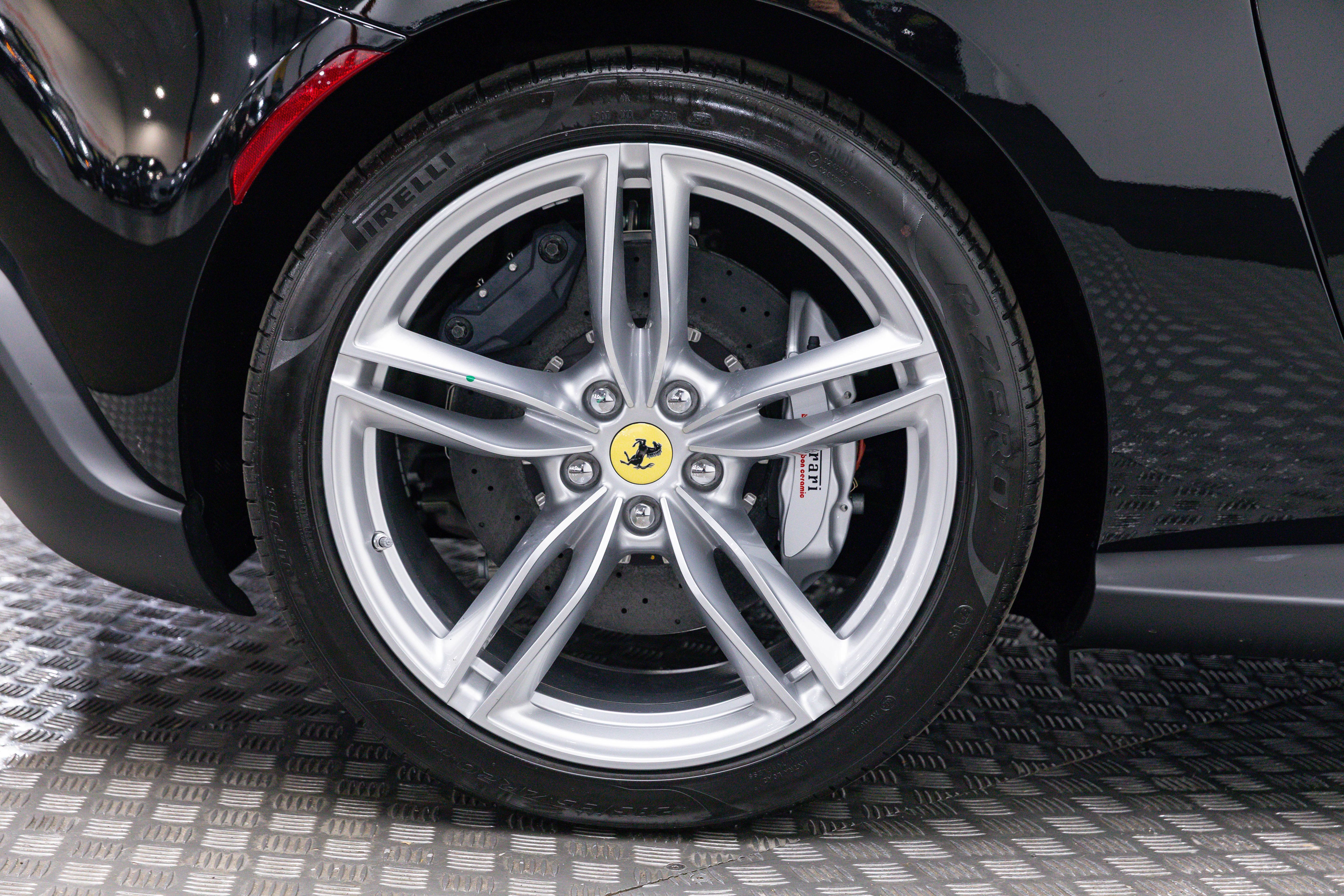 Certified 2026 Ferrari Roma Spider RWD image 49