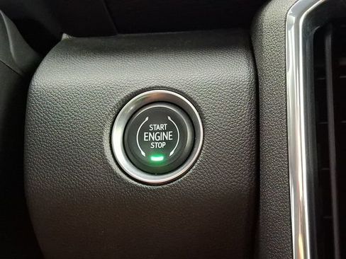 Used 2024 GMC Acadia Elevation w/ Luxury Package FWD image 28