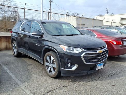 Used 2020 Chevrolet Traverse LT w/ LT Premium Package image 1