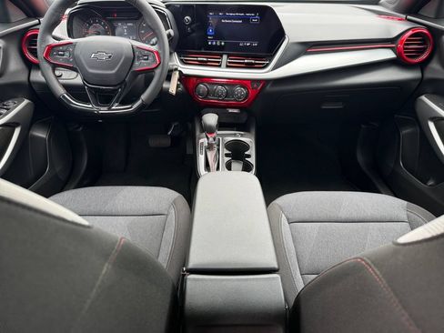 Used 2024 Chevrolet Trax RS w/ Driver Confidence Package FWD image 13