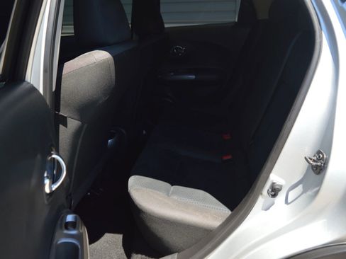 Used 2014 Nissan Juke SV AWD/4WD image 13
