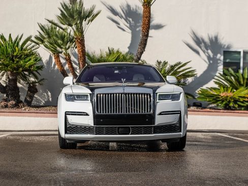 Certified 2022 Rolls-Royce Ghost image 5