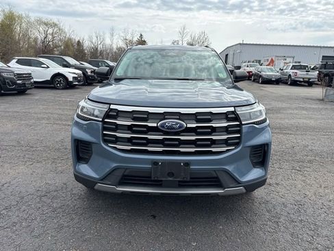 Used 2026 Ford Explorer Active AWD/4WD image 14