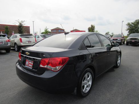 Used 2015 Chevrolet Cruze LT image 6