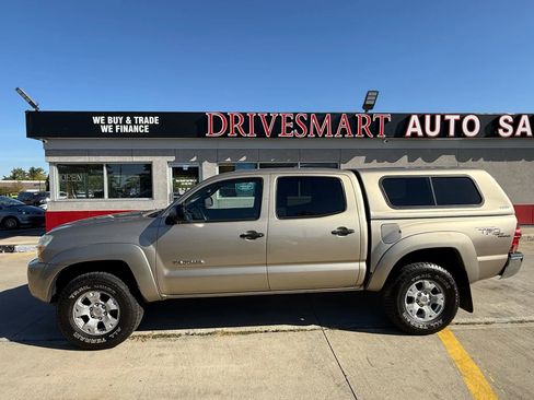 Used 2007 Toyota Tacoma PreRunner image 6