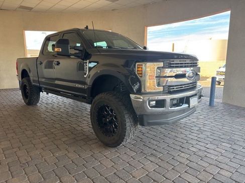 Used 2019 Ford F250 Lariat w/ Lariat Ultimate Package image 2