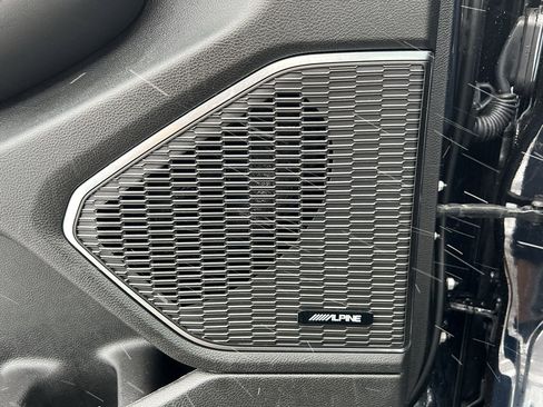 Used 2024 Jeep Grand Cherokee L Overland w/ Advanced Protech Group III image 14