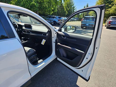 New 2025 MAZDA CX-5 Carbon Edition image 29