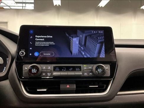 Used 2024 Toyota Grand Highlander FWD image 30