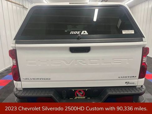 Used 2023 Chevrolet Silverado 2500 Custom w/ Custom Convenience Package AWD/4WD image 3