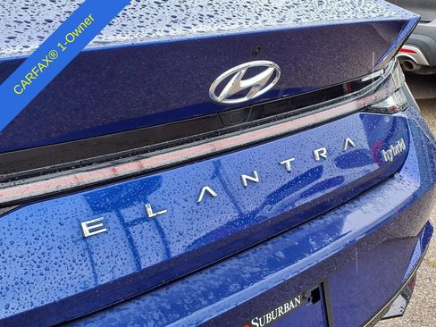 Used 2022 Hyundai Elantra Limited FWD image 10