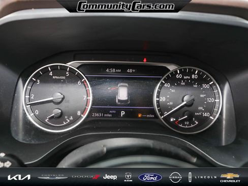 Used 2023 Nissan Rogue SV image 13