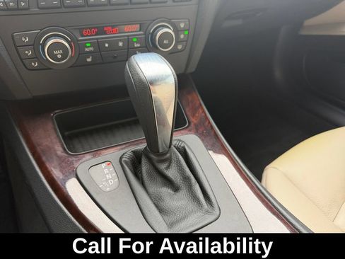 Used 2011 BMW 328i Convertible RWD image 15