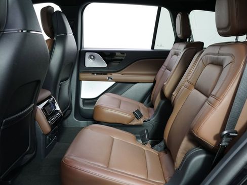 New 2026 Lincoln Aviator Reserve AWD/4WD image 22