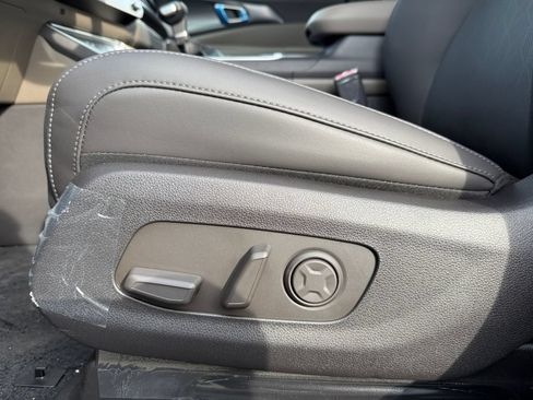 New 2026 Kia Carnival FWD image 10