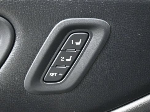Used 2024 Honda Pilot TrailSport image 5