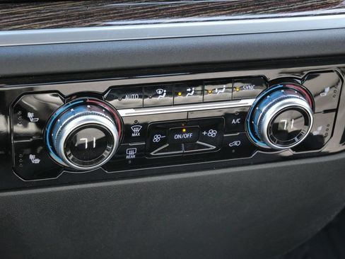 New 2026 GMC Sierra 1500 SLE AWD/4WD image 49