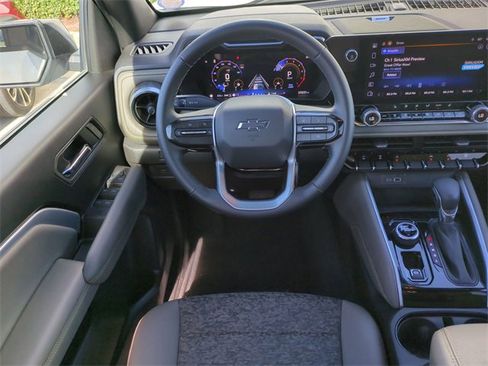 Certified 2024 Chevrolet Colorado ZR2 w/ ZR2 Bison Edition image 17