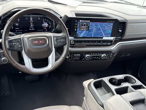 Used 2026 GMC Sierra 1500 SLT RWD image 9