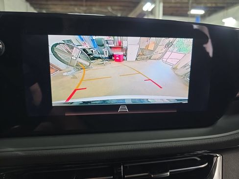New 2026 Buick Envista Sport Touring w/ Convenience I Package FWD image 22