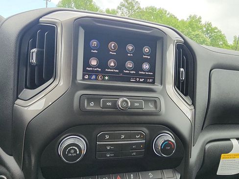 New 2026 Chevrolet Silverado 1500 Custom Trail Boss w/ LPO, Dark Essentials Package AWD/4WD image 17