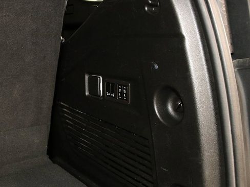 Certified 2024 Chevrolet Tahoe Premier image 29