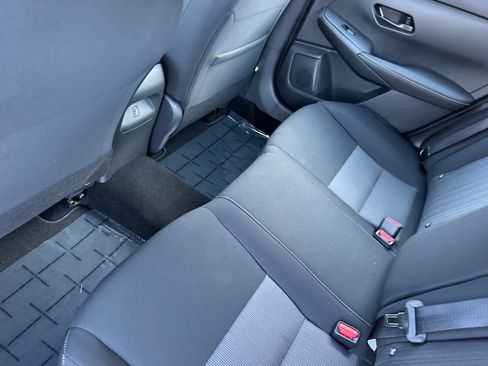 New 2025 Nissan Sentra SV image 4