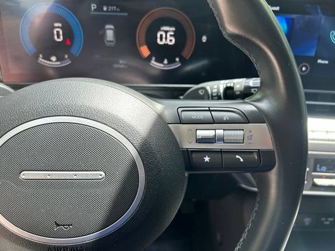 Used 2024 Hyundai Kona SEL FWD image 21
