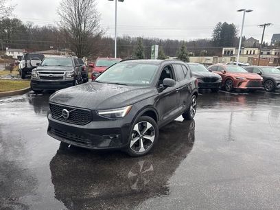 Used 2026 Volvo XC40 B5 Plus w/ Protection Package Premier