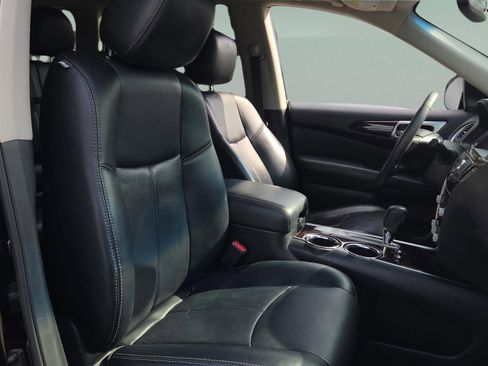 Used 2015 Nissan Pathfinder Platinum FWD image 15