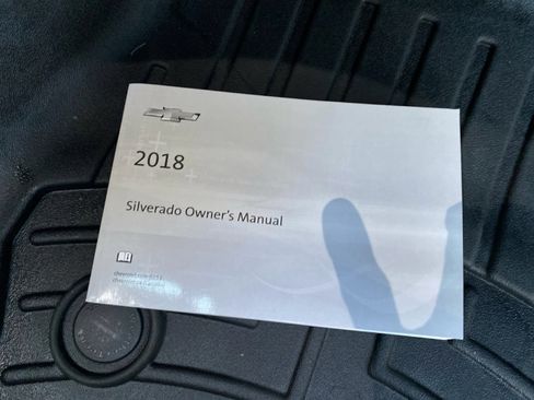 Used 2018 Chevrolet Silverado 1500 LT w/ All Star Edition image 26