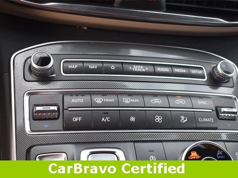 Used 2023 Hyundai Santa Fe SEL image 30