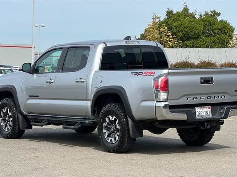 Certified 2022 Toyota Tacoma TRD Off-Road w/ Black Out Package (TMS) image 7