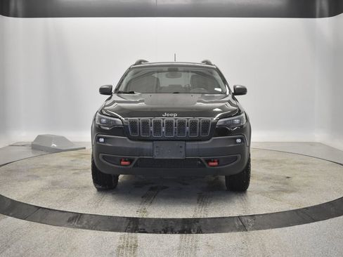 Used 2019 Jeep Cherokee Trailhawk w/ Cold Weather Group image 14