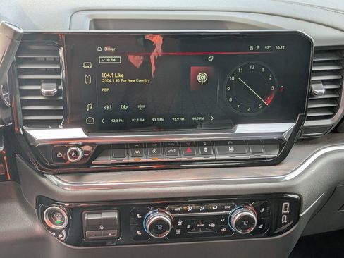 Used 2025 GMC Sierra 1500 SLT image 26