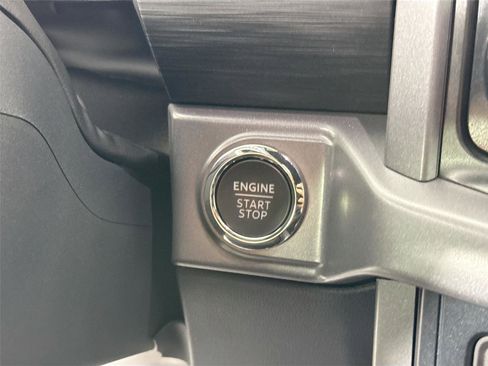 Used 2025 Ford F150 XLT w/ Equipment Group 302A MID image 21