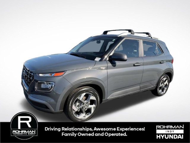 Used 2025 Hyundai Venue SEL FWD image 4