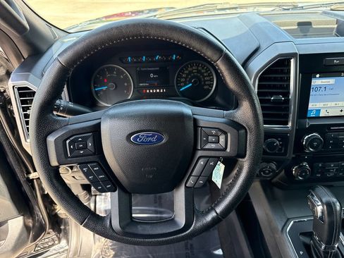 Used 2016 Ford F150 XLT w/ Equipment Group 302A Luxury AWD/4WD image 15