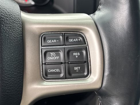 Used 2016 RAM 1500 Laramie w/ Convenience Group image 31