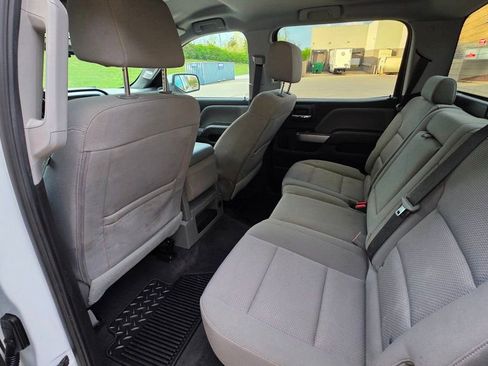 Used 2018 Chevrolet Silverado 1500 LT w/ All Star Edition image 27