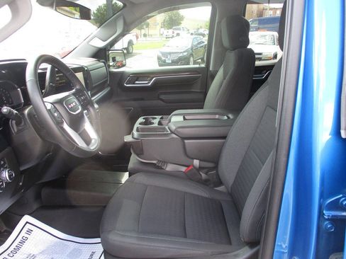 Used 2023 GMC Sierra 1500 Elevation image 17