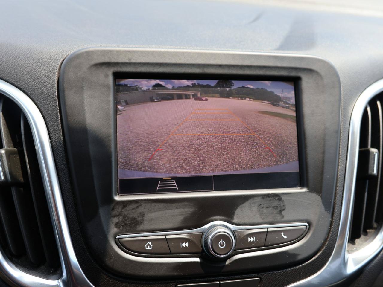 Used 2024 Chevrolet Equinox LT FWD image 14