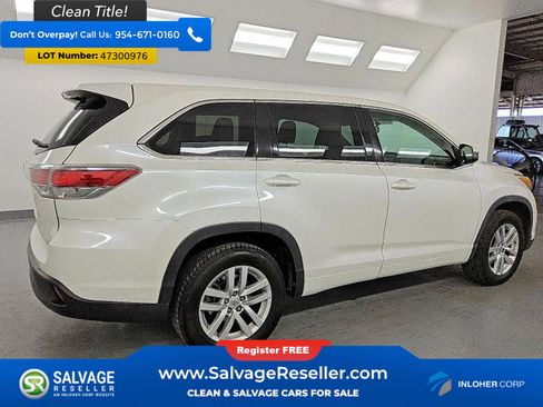 Used 2015 Toyota Highlander LE image 4