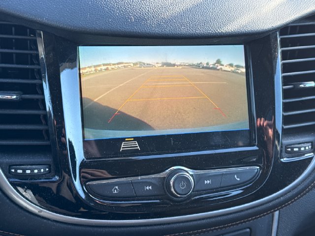 Used 2018 Chevrolet Trax LS AWD/4WD image 29