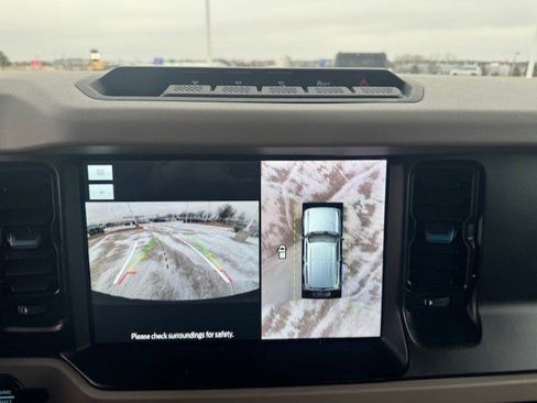 Certified 2023 Ford Bronco Wildtrak image 18