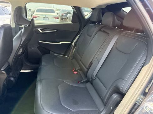 Used 2022 Kia EV6 Wind AWD/4WD image 12
