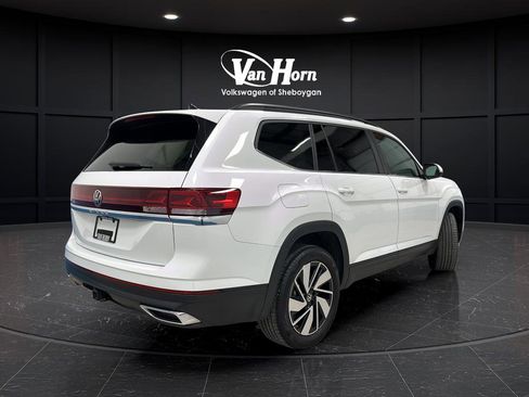 Used 2025 Volkswagen Atlas SE FWD image 3