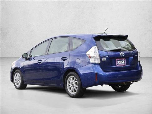 Used 2013 Toyota Prius V Two FWD image 7